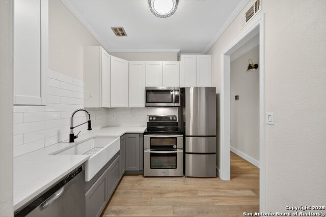 7711 Broadway Street Unit 8b Property Photo 13