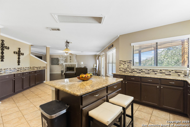 16034 Walnut Creek Property Photo 9