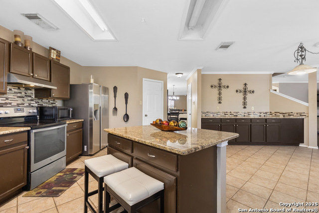 16034 Walnut Creek Property Photo 10