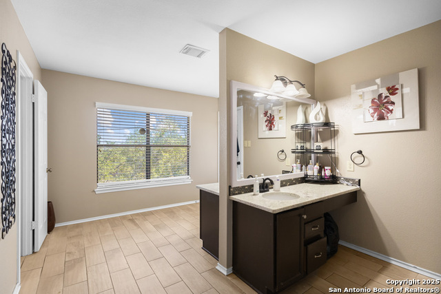 16034 Walnut Creek Property Photo 20