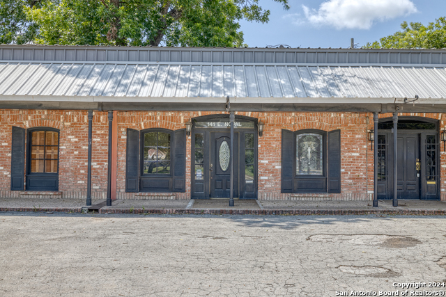 141 E Nopal St Property Photo 1