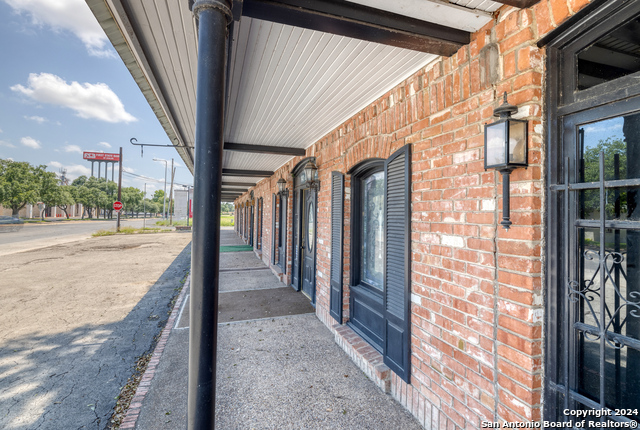 141 E Nopal St Property Photo 2