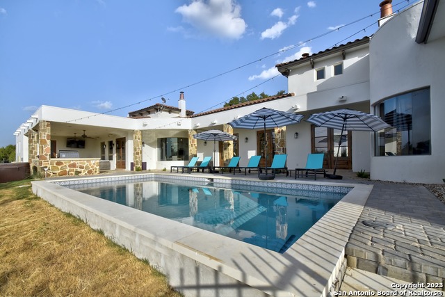 202 Waterstone Property Photo 2