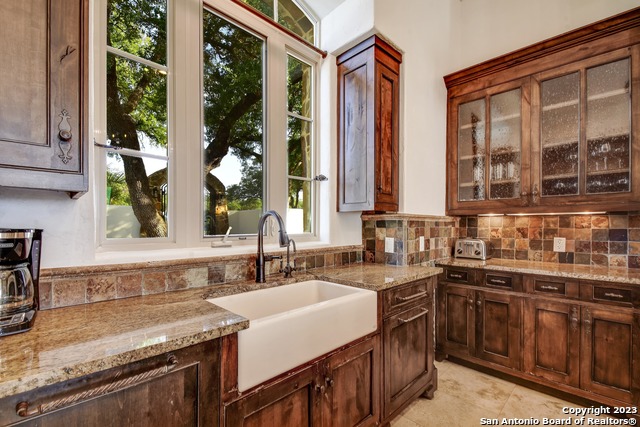 202 Waterstone Property Photo 11