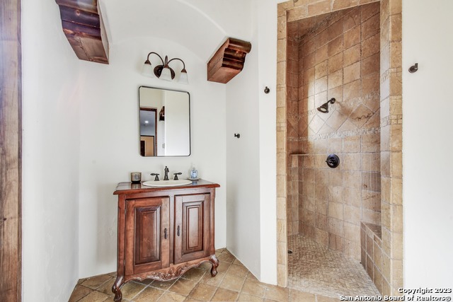 202 Waterstone Property Photo 37