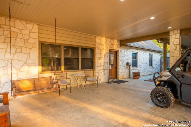 4514 Billy Sames Dr Property Photo 6
