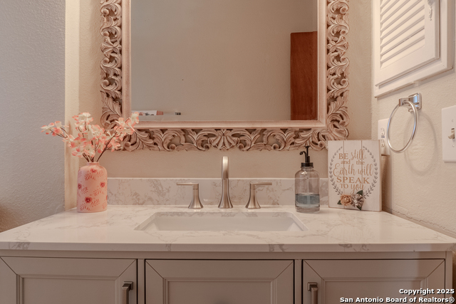 210 Downshire Property Photo 17