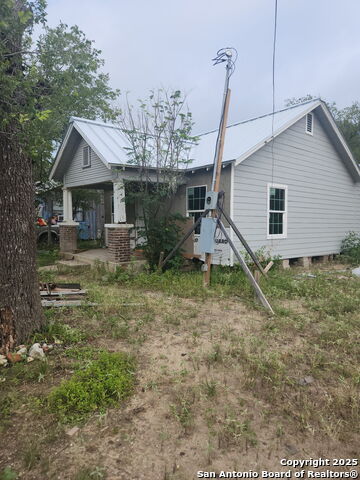 218 E Mill Property Photo 1