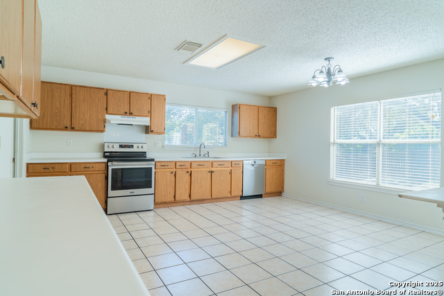 9206 Dancove Property Photo 8