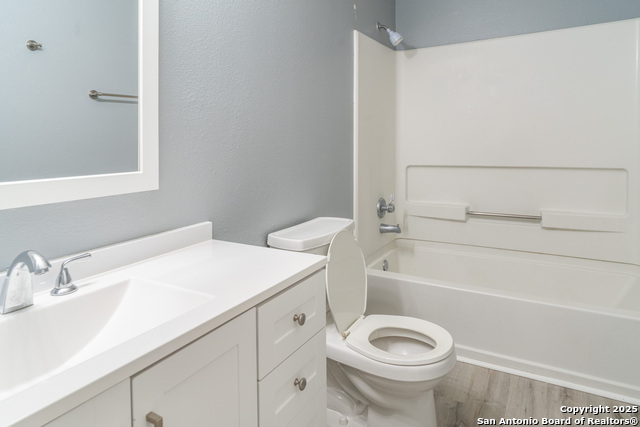 9206 Dancove Property Photo 26