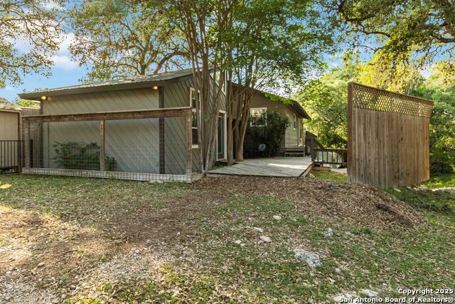1359 Glenn Dr Property Photo 5