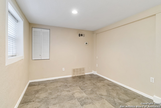 1359 Glenn Dr Property Photo 20