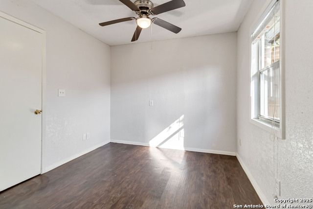 1359 Glenn Dr Property Photo 22