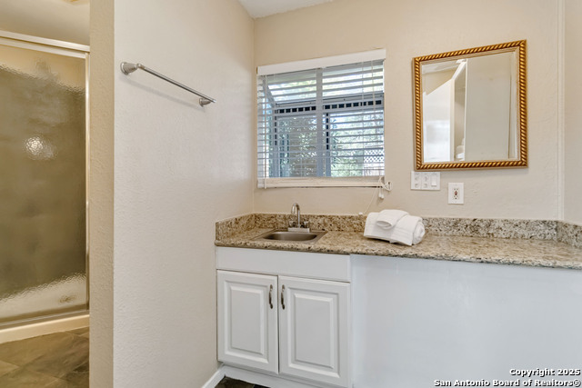 1359 Glenn Dr Property Photo 27