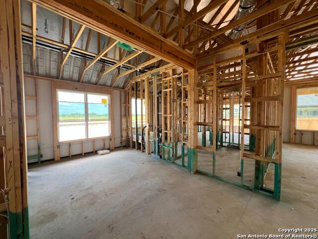 12922 Horseback Pl Property Photo 6