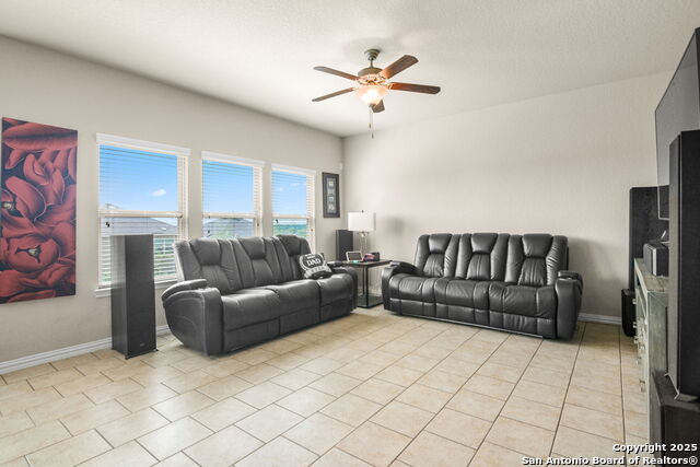 9714 N Marbach Crst Property Photo 6