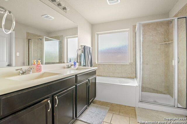 9714 N Marbach Crst Property Photo 15