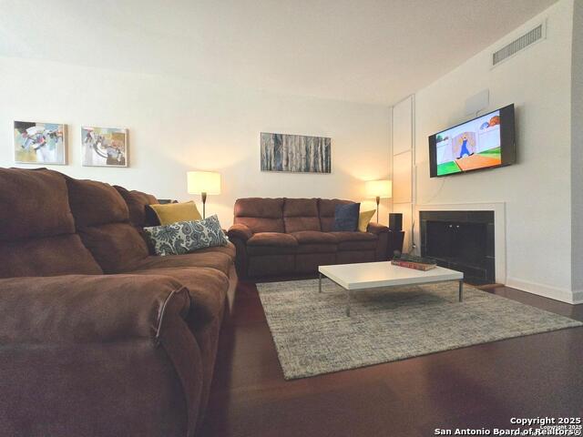 7707 Broadway Property Photo 15