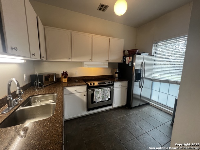 7707 Broadway Property Photo 17