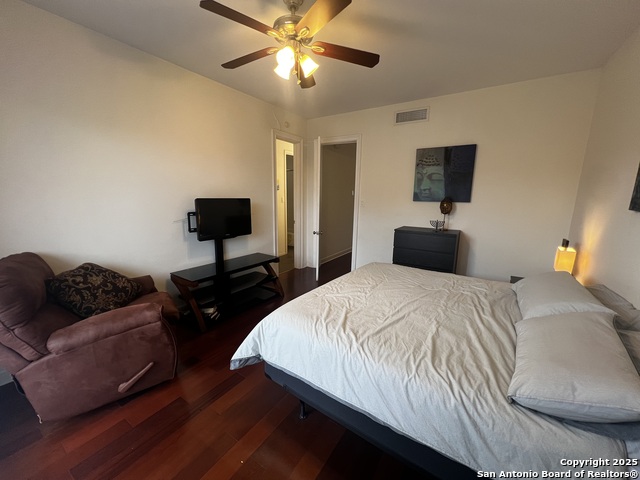 7707 Broadway Property Photo 21