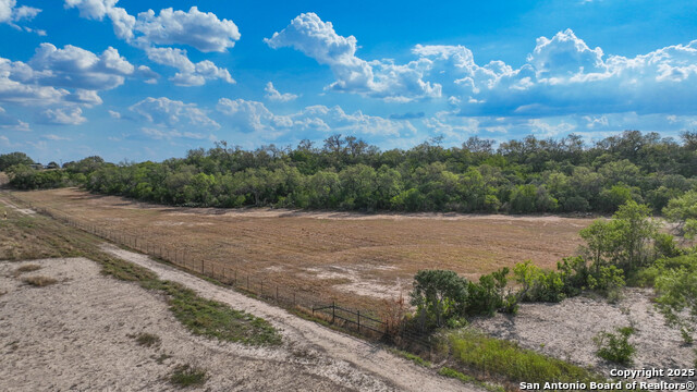 000 Von Ormy Rd Property Photo 17