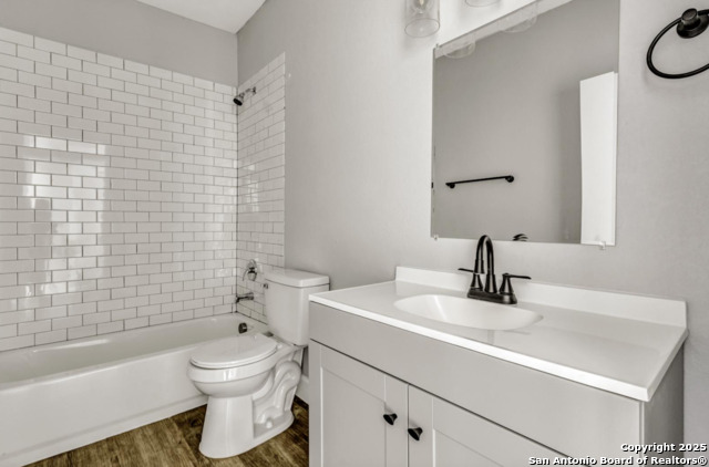 1803 Texas Property Photo 2