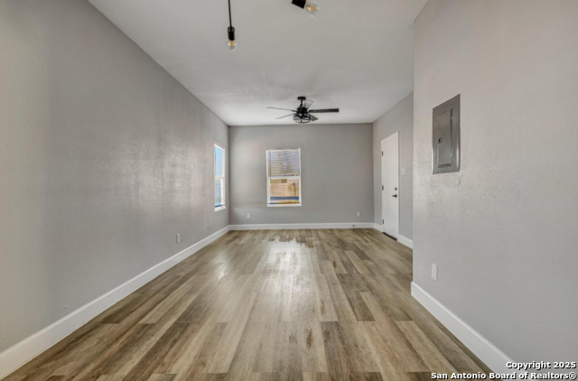 1803 Texas Property Photo 5