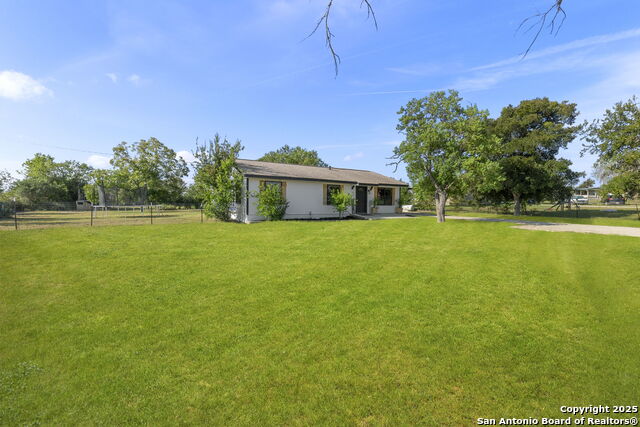 7860 Fm 1101 Property Photo 1