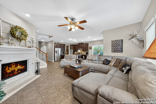 25007 Seal Cove Property Photo 1