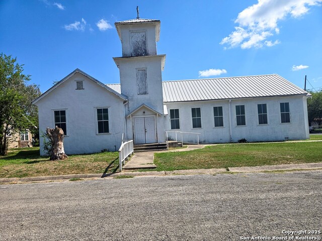 201, 205 E Clare Property Photo 18
