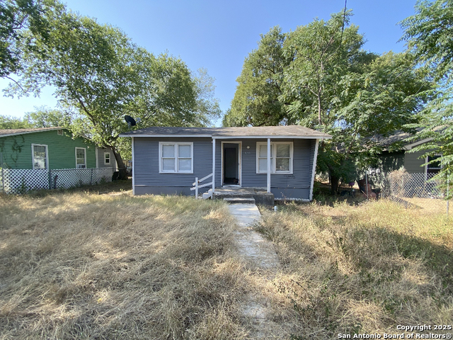 626 Corliss Property Photo 1