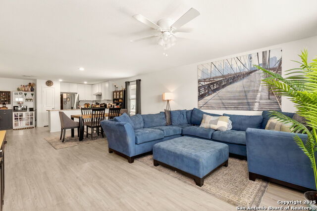 6830 Wolf Vly Property Photo 1