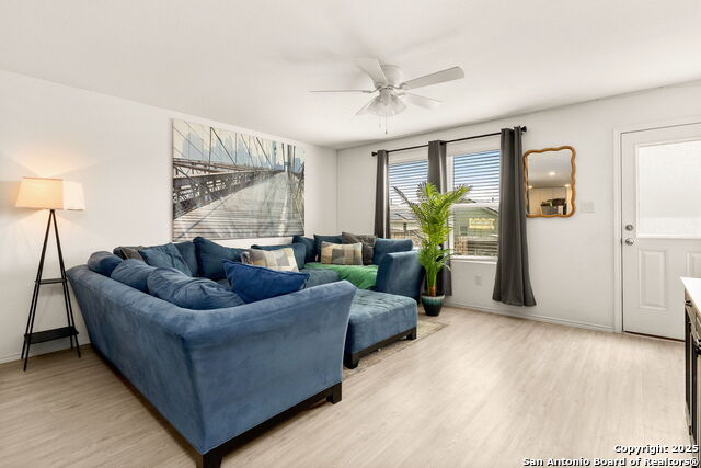 6830 Wolf Vly Property Photo 7