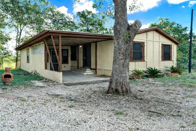 245 Bandera Property Photo 3