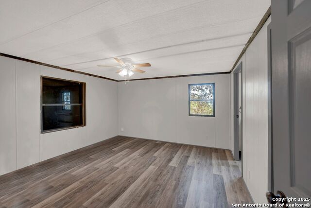 245 Bandera Property Photo 22