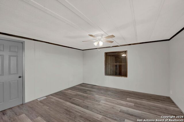 245 Bandera Property Photo 23