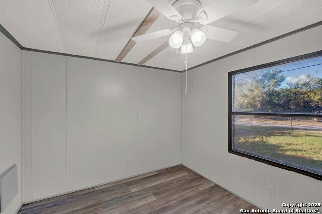 245 Bandera Property Photo 27