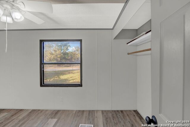 245 Bandera Property Photo 28