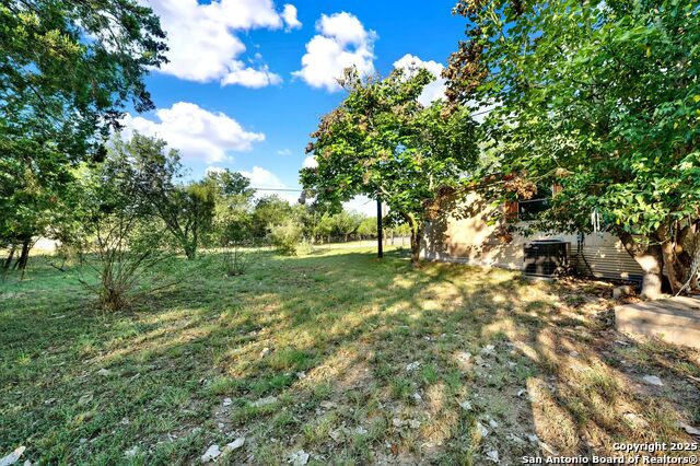 245 Bandera Property Photo 35