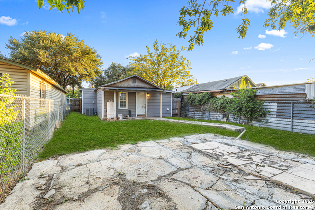 3537 S Laredo St Property Photo 18