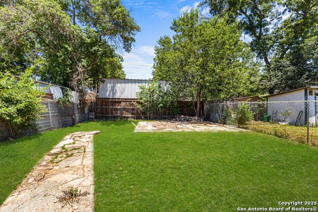 3537 S Laredo St Property Photo 19