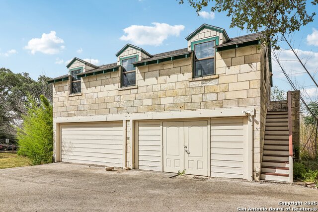 7735 Mockingbird Ln Property Photo 8