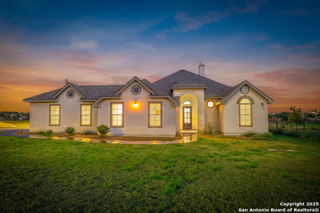 212 Ferryboat Lane Property Photo 2
