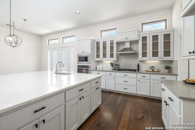 212 Ferryboat Lane Property Photo 8