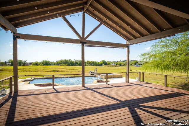 212 Ferryboat Lane Property Photo 26