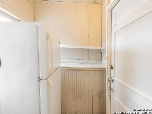 631 E Ashby Property Photo 9