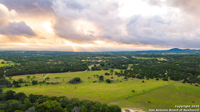 2186 Fm 470 Property Photo 15