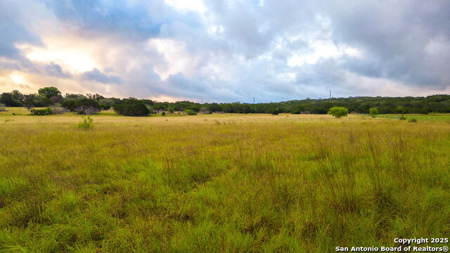 2186 Fm 470 Property Photo 17