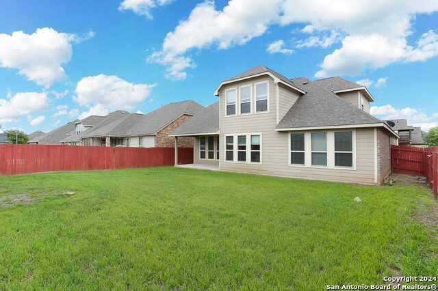 8715 Hideout Property Photo 31