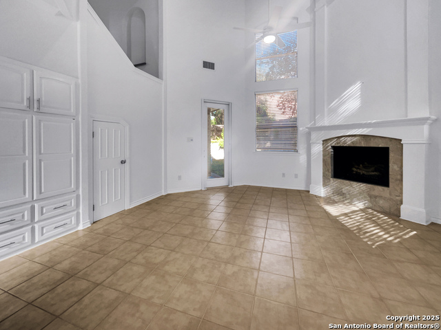 14622 Snip Property Photo 3